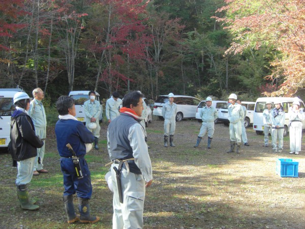 第4回森林の里親促進事業(森林整備事業)を実施しました